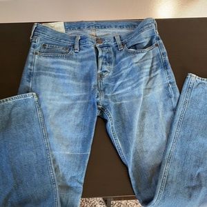 Men’s Hollister jeans